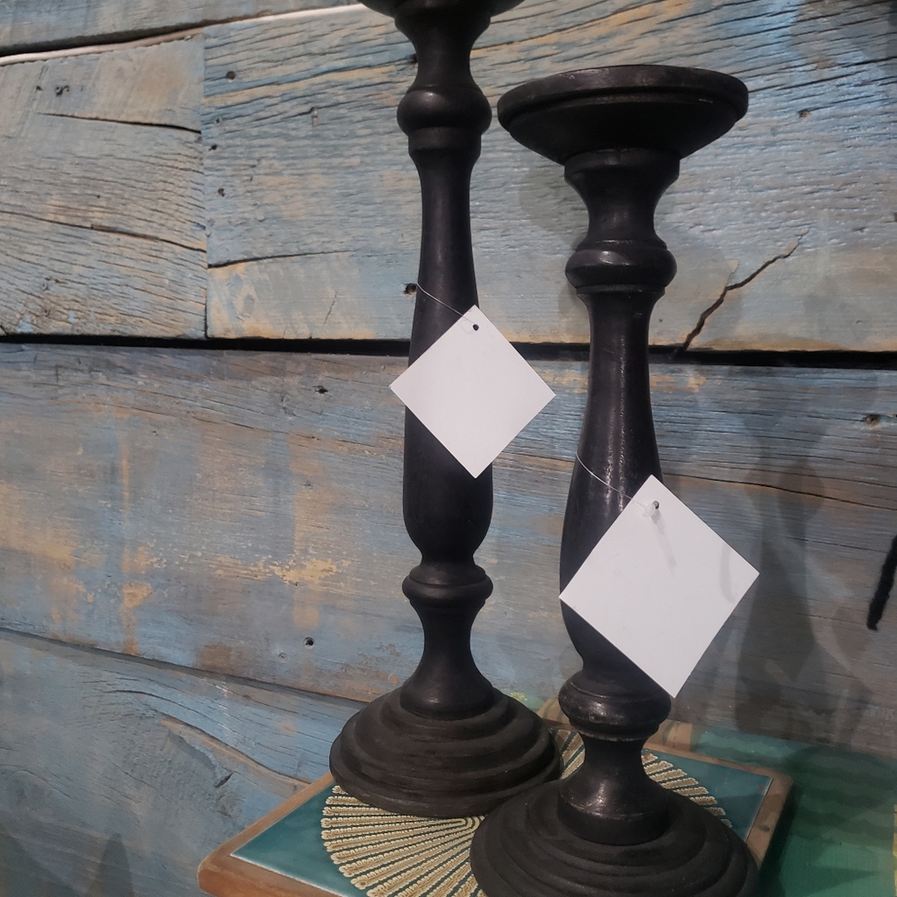 Tall candle holder